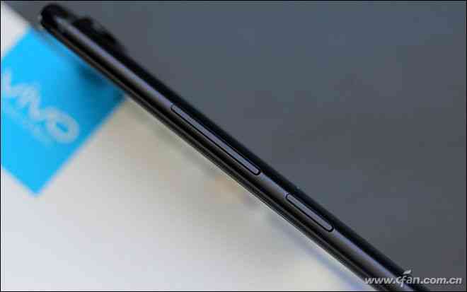 vivo X20全面评测：2998元全面屏新秀是否值得入手？