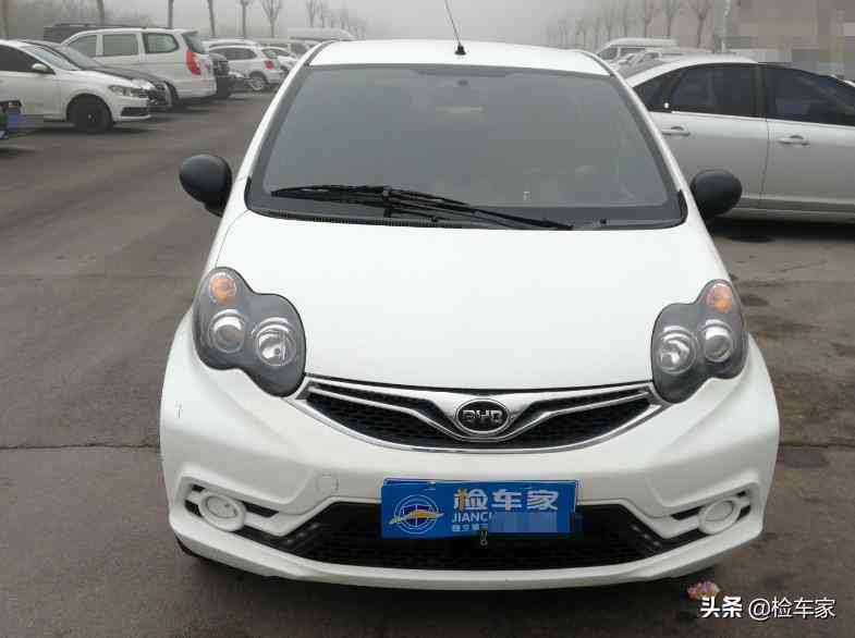 f0怎么样 2万买什么车？这辆练手神车比亚迪F0让买家吐槽：不如教练车