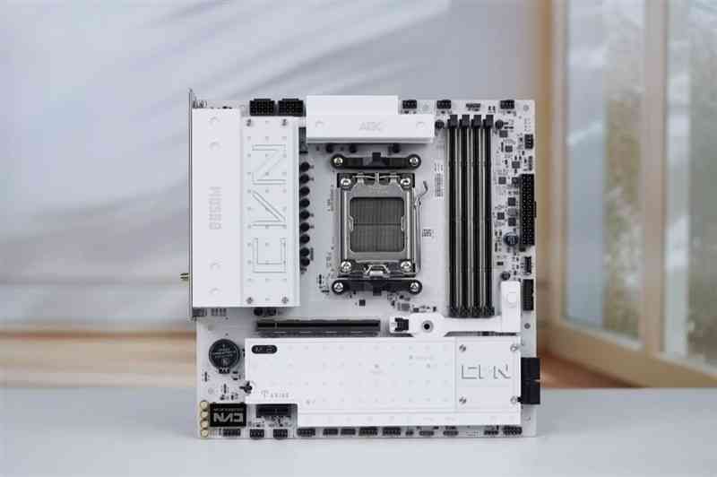 七彩虹主板怎么样 全面赶超一线品牌！七彩虹CVN B850 ARK FROZEN v14方舟主板评测