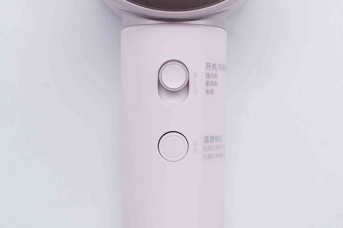 飞科高速吹风机深度评测：200元档无刷电机神器值不值得入手？