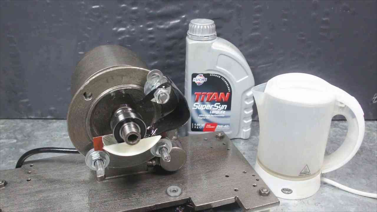 福斯机油全面评测：泰坦 SuperSyn longlife 0W40 性能测试与问答解析