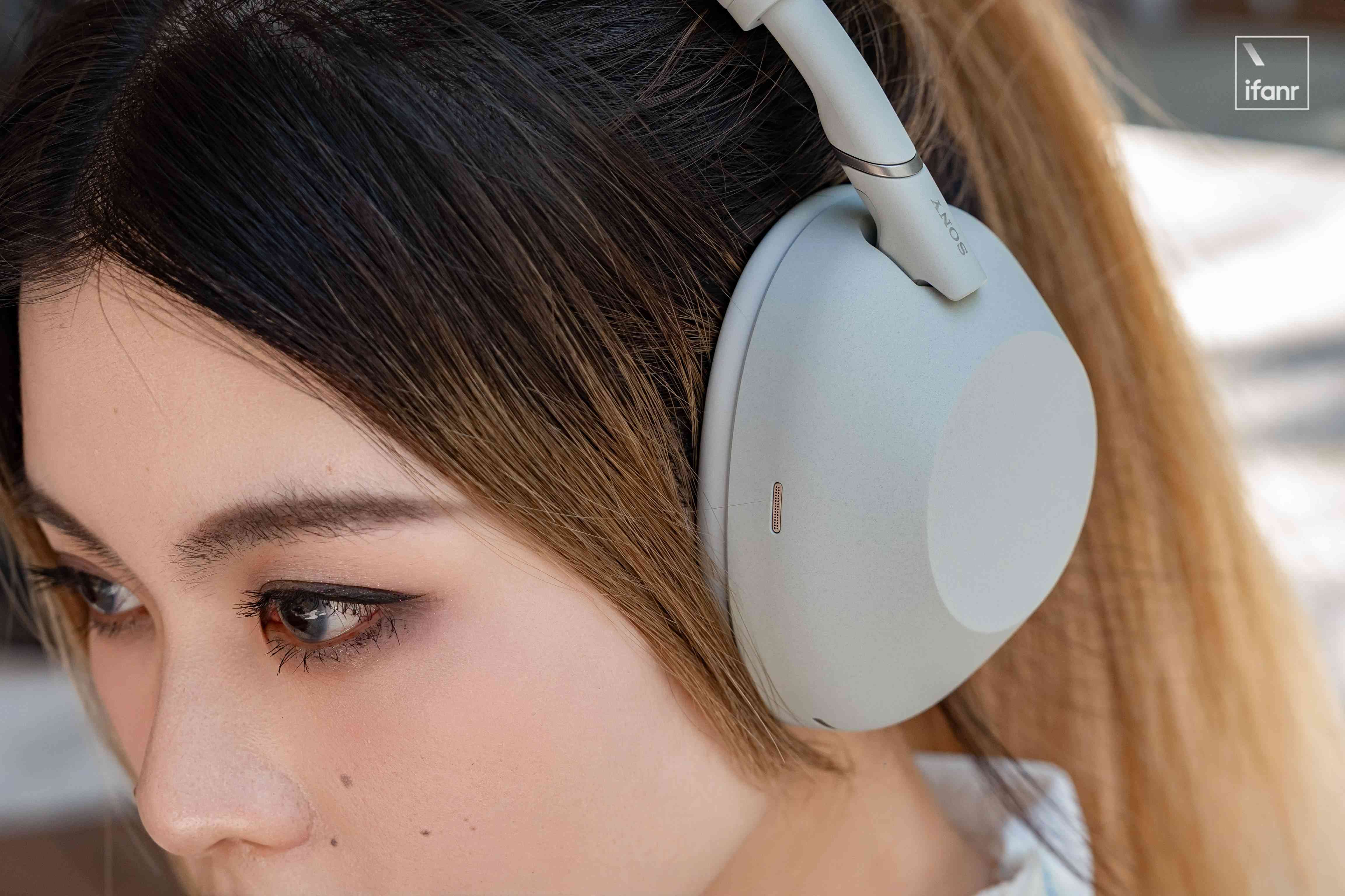 索尼WH-1000XM6深度体验：三年磨一剑，旗舰降噪耳机再进化