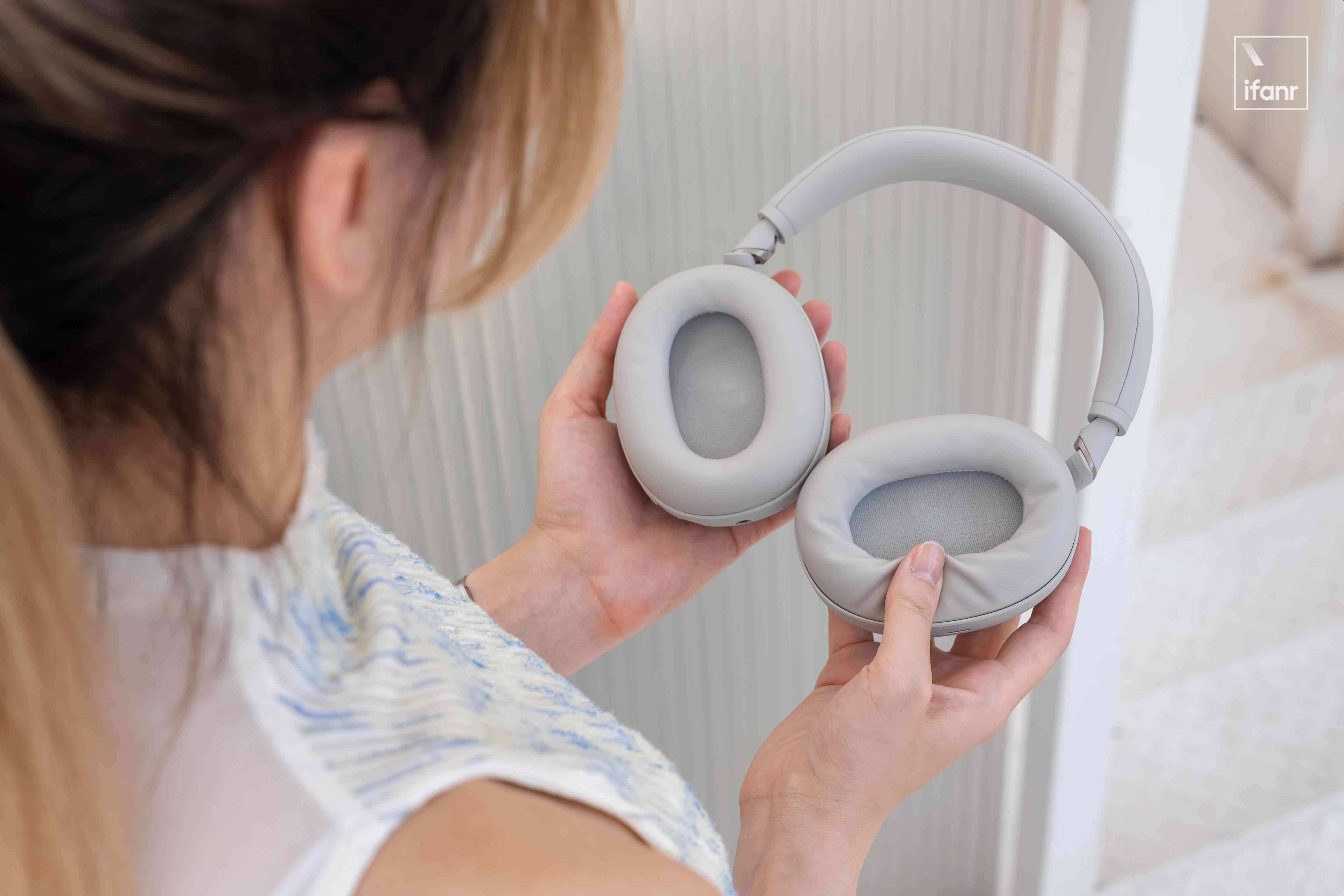 索尼WH-1000XM6深度体验：三年磨一剑，旗舰降噪耳机再进化