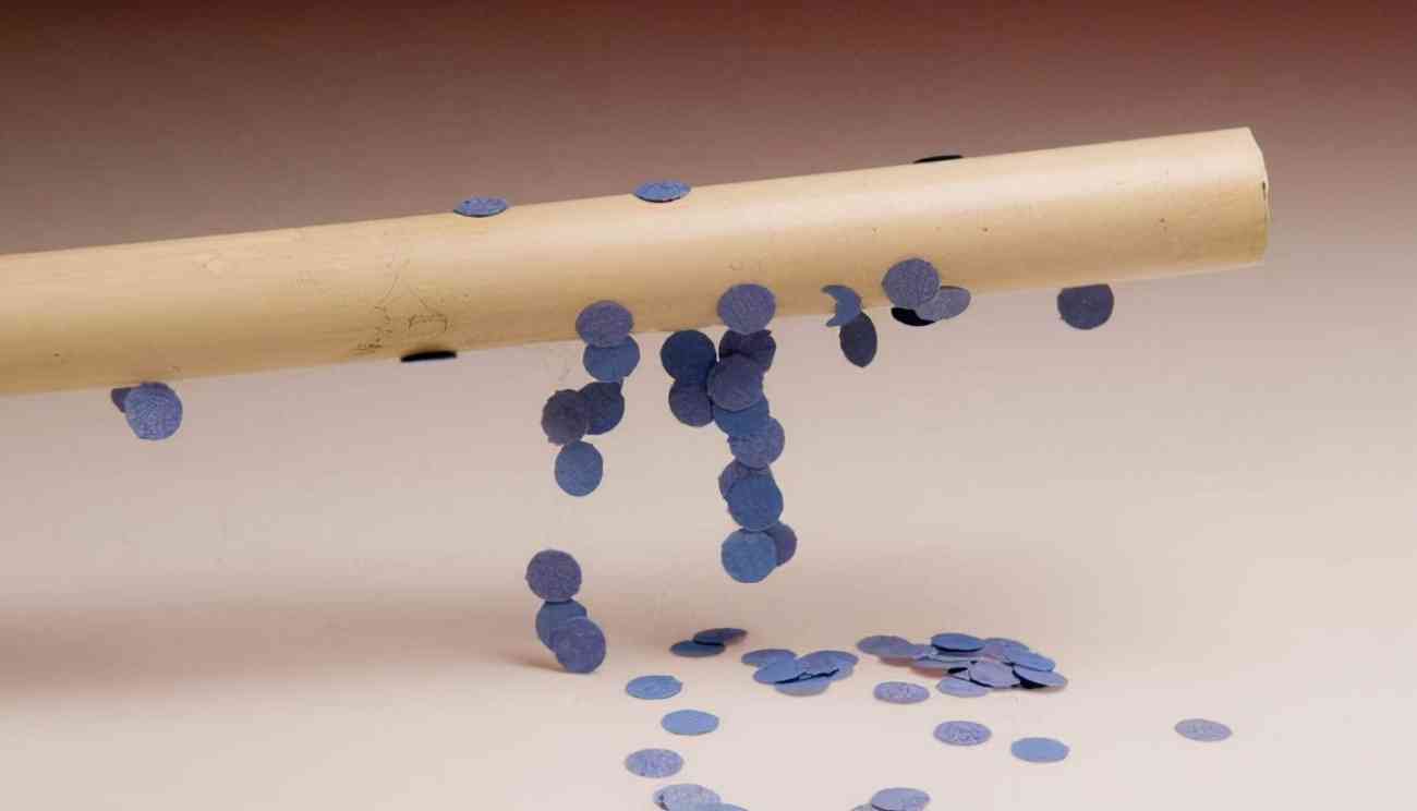 加油站打电话会怎么样 加油站内打电话会引发爆炸吗?这背后的真相是什么? 加油站打电话会怎么样 加油站内打电话会引发爆炸吗?这背后的真相是什么?