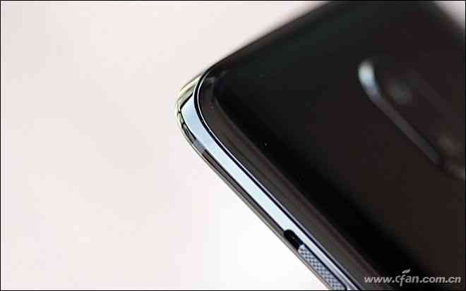 一加6全面评测：3199元起是否值得入手？