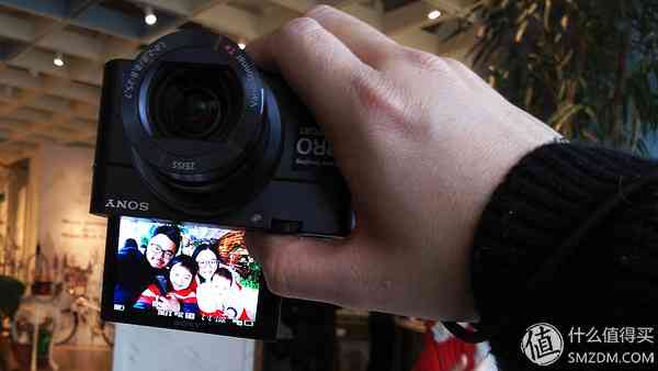 索尼黑卡怎么样 秒杀入门微单？索尼黑卡5值不值得买