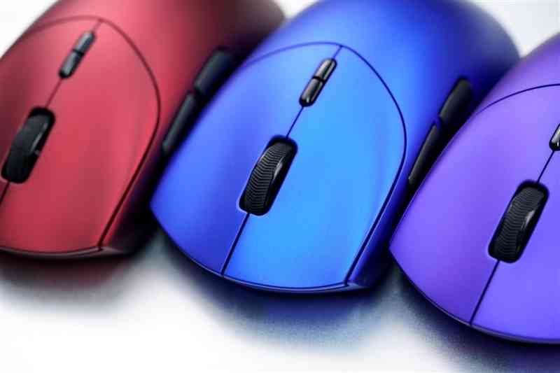 雷柏鼠标怎么样 雷柏VT7金属漆鼠标评测:性能解锁能耗更优 向旗舰再进半步 雷柏鼠标怎么样 雷柏VT7金属漆鼠标评测:性能解锁能耗更优 向旗舰再进半步