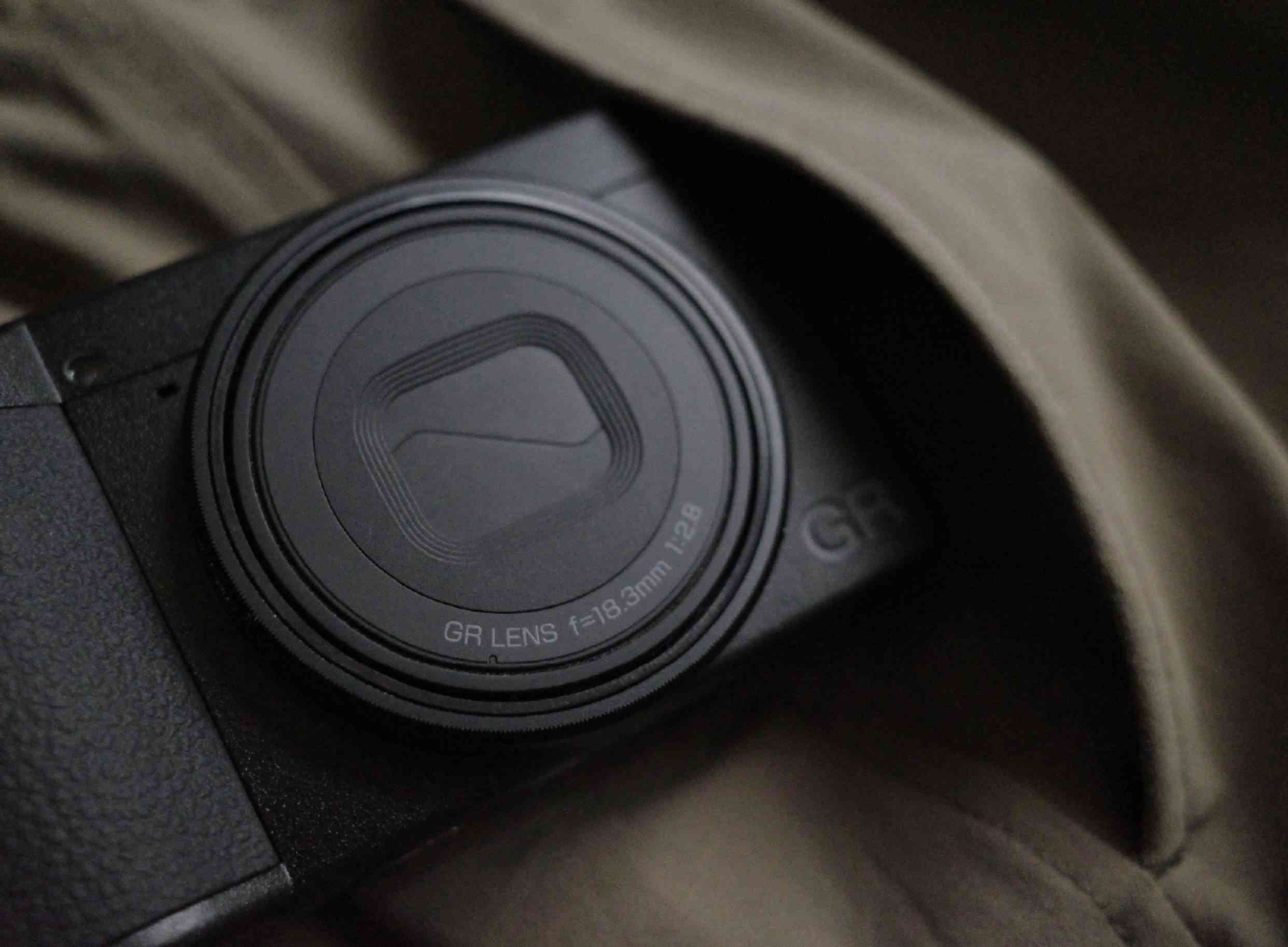 理光 GR IV 发布,相机为什么越来越贵了? 理光 GR IV 发布,相机为什么越来越贵了?