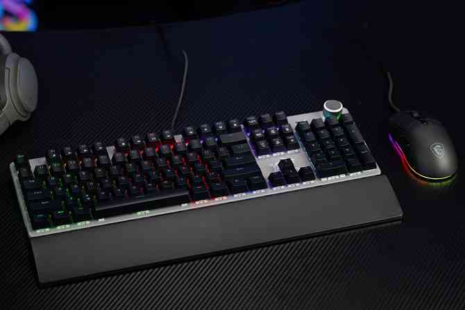 微星鼠标怎么样 微星GK320&GM330游戏键盘鼠标体验评测：一把键盘两个形态 主流级玩家优选